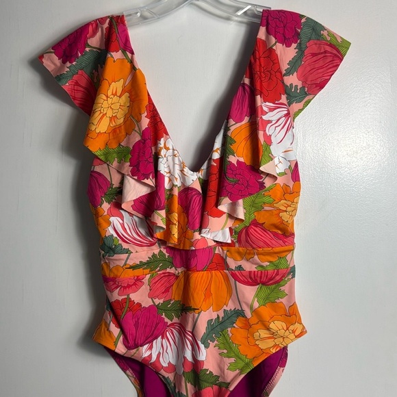 NWOT Trina Turk Standard Sunny Bloom Off Shoulder Ruffled One Piece Swimsuit - Picture 3 of 11